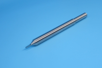 刃具寿命を10％延長！芯高・逃げ角の最適化で高精度を実現した特殊リーマ